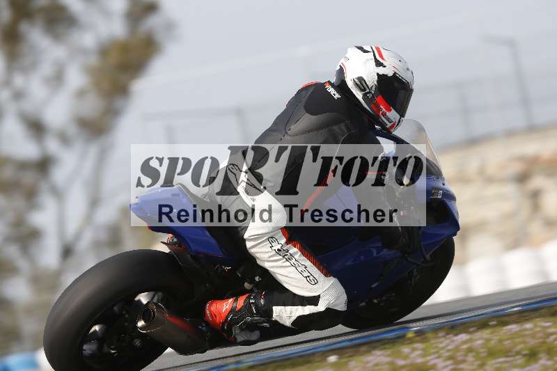 /Archiv-2024/02 29.01.-02.02.2024 Moto Center Thun Jerez/Gruppe schwarz-black/backside